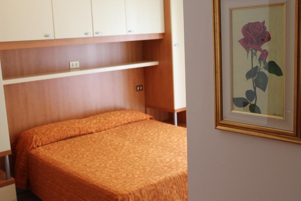 Hotel Kennedy Caorle Esterno foto